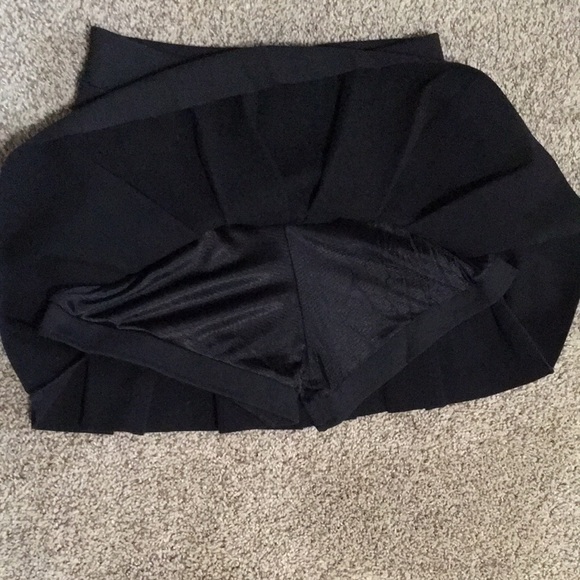 Handmade Black Pleated Lolita Skirt w Inset Shorts - Picture 2 of 4